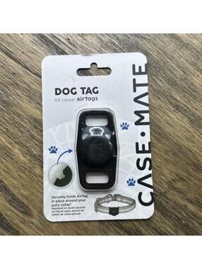 Case-Mate Black Dog Tag Holder for Apple AirTag Collar Attachment CM046396